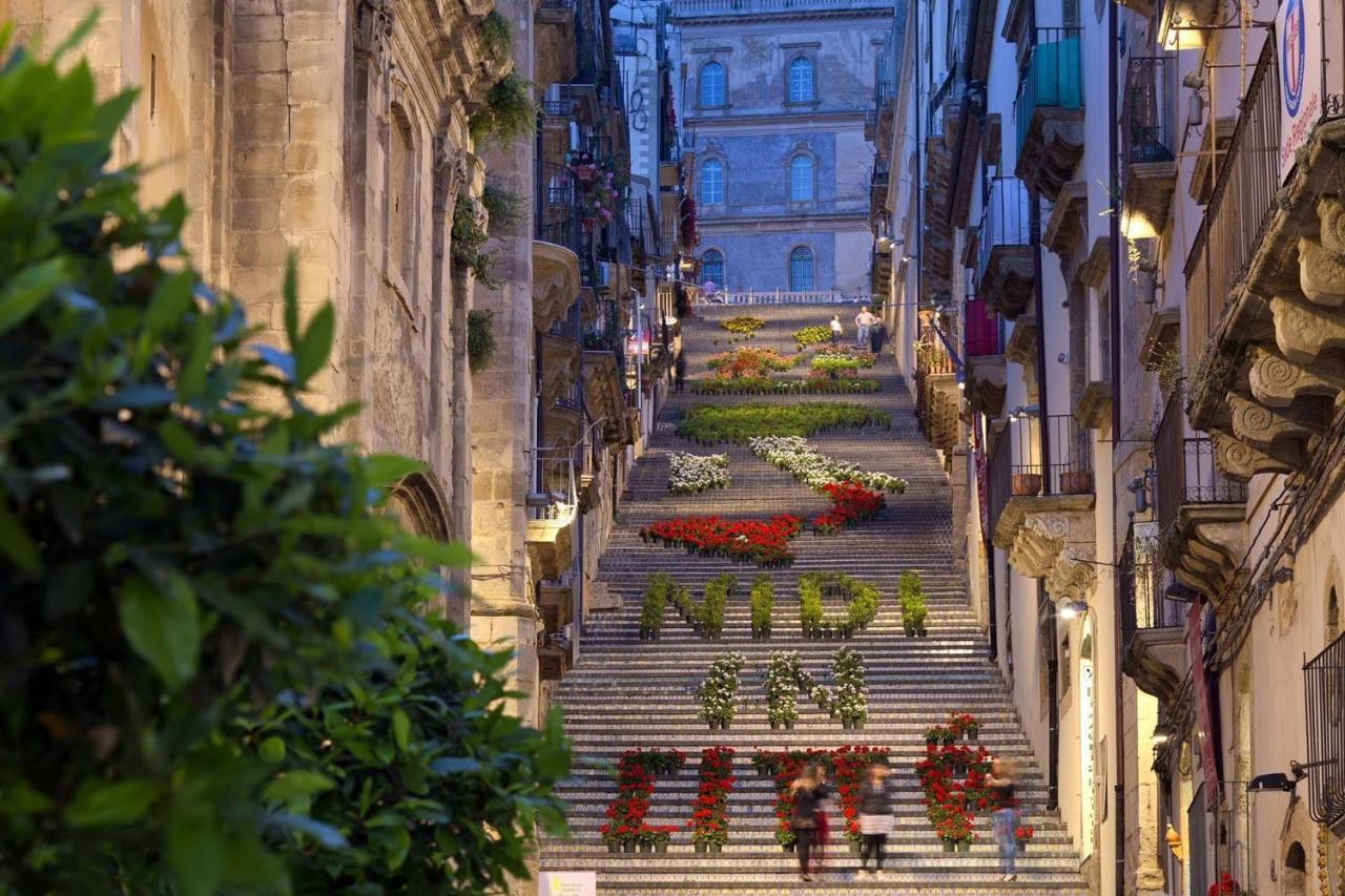 Basilico Leilighet Caltagirone Eksteriør bilde